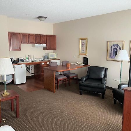 River Hills Hotel- Mankato Εξωτερικό φωτογραφία