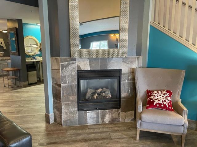 River Hills Hotel- Mankato Εξωτερικό φωτογραφία