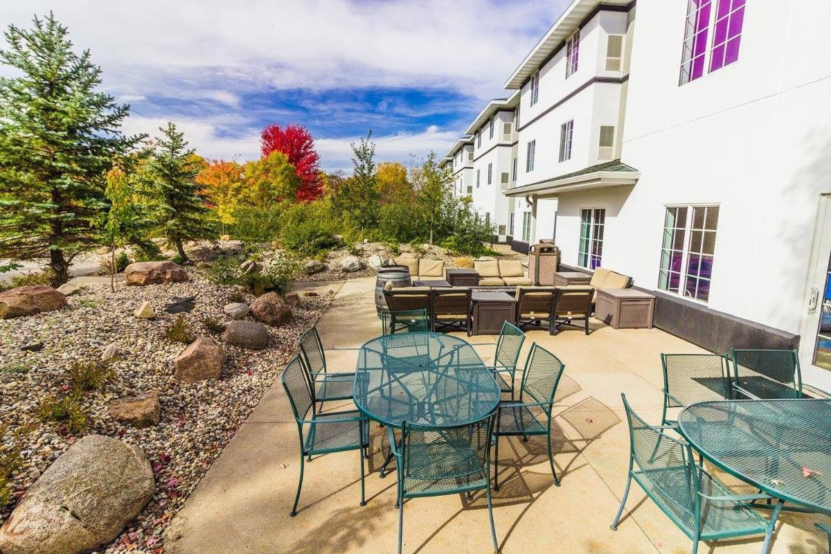River Hills Hotel- Mankato Εξωτερικό φωτογραφία