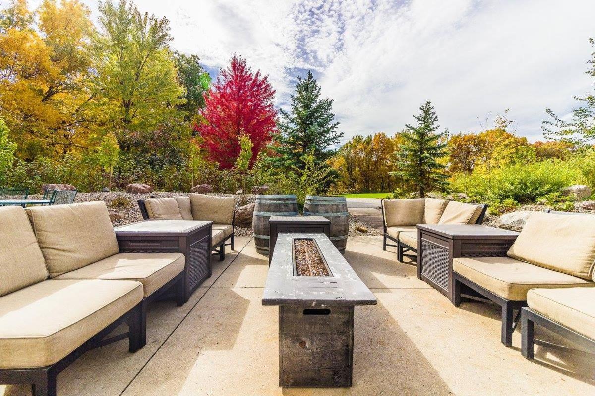 River Hills Hotel- Mankato Εξωτερικό φωτογραφία