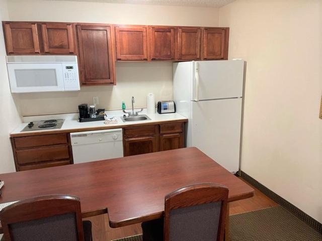 River Hills Hotel- Mankato Εξωτερικό φωτογραφία
