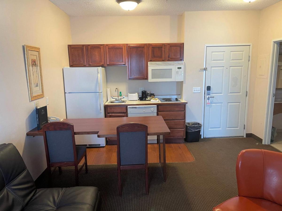 River Hills Hotel- Mankato Εξωτερικό φωτογραφία