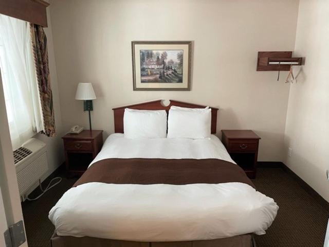 River Hills Hotel- Mankato Εξωτερικό φωτογραφία