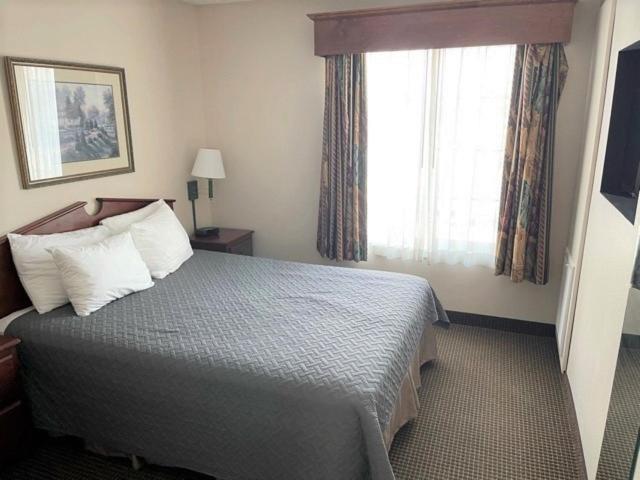 River Hills Hotel- Mankato Εξωτερικό φωτογραφία