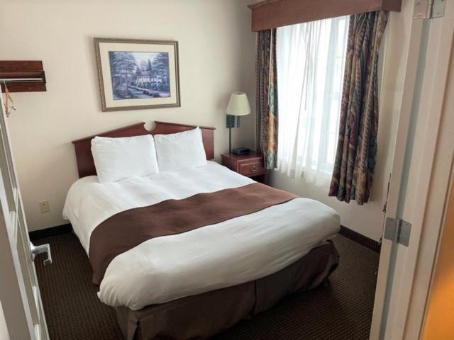 River Hills Hotel- Mankato Εξωτερικό φωτογραφία