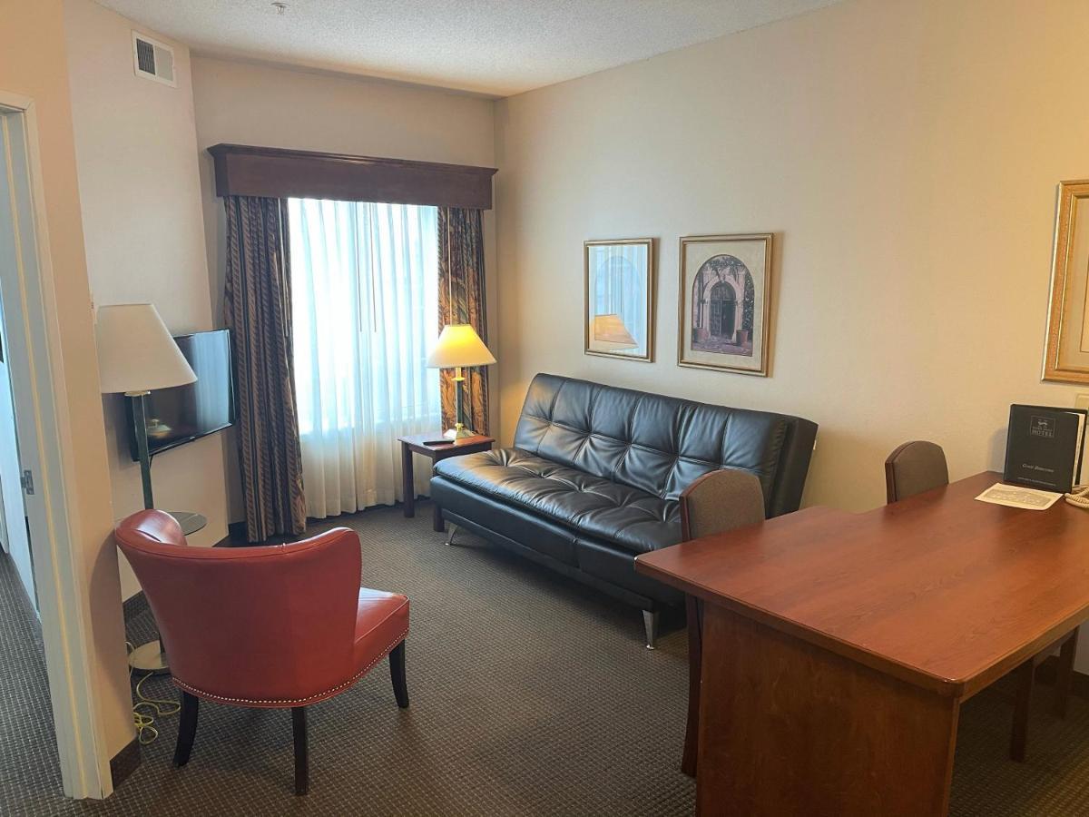 River Hills Hotel- Mankato Εξωτερικό φωτογραφία