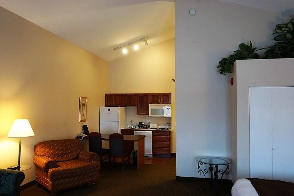 River Hills Hotel- Mankato Εξωτερικό φωτογραφία
