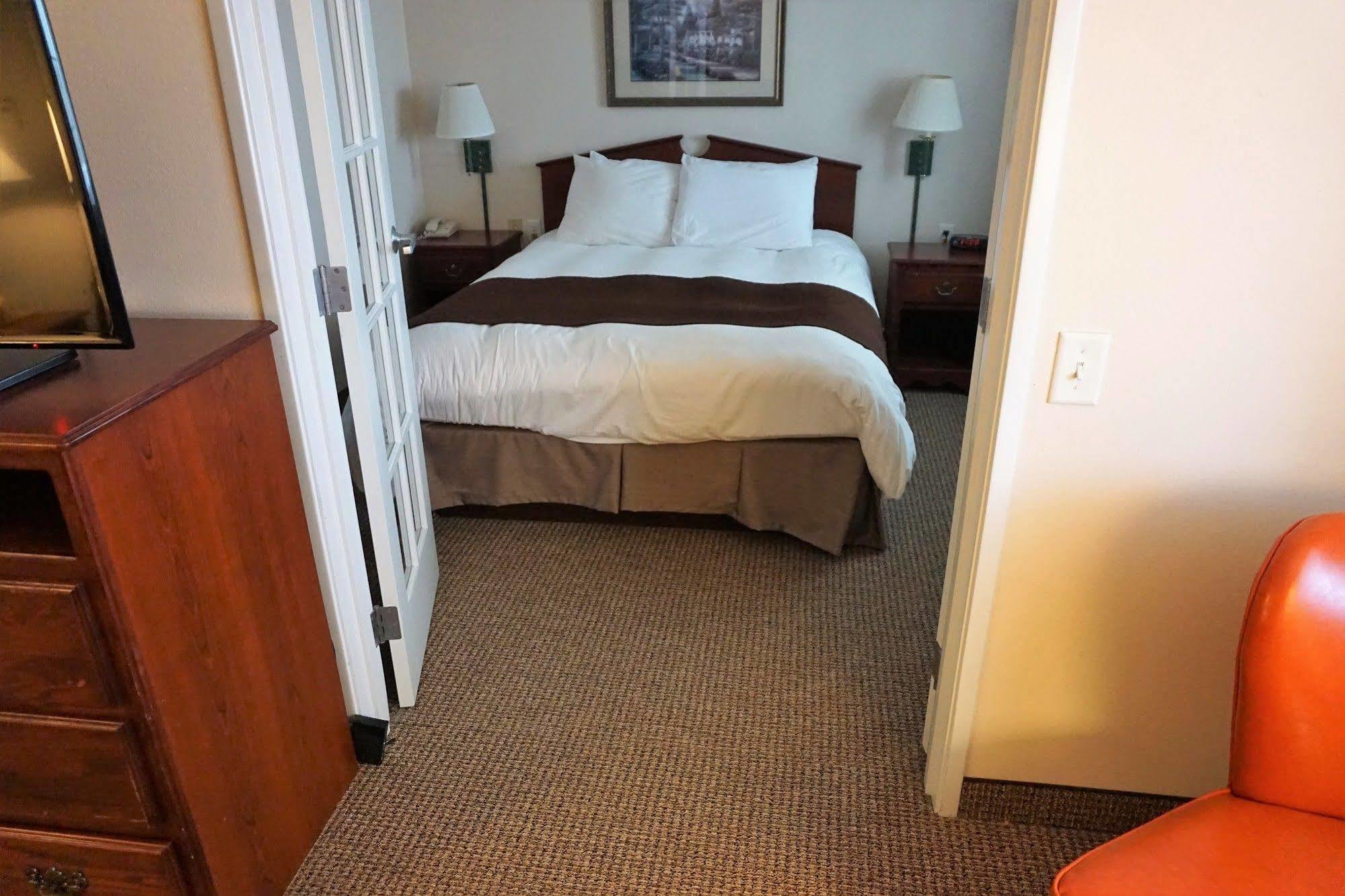 River Hills Hotel- Mankato Εξωτερικό φωτογραφία